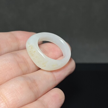 新疆和田玉白玉籽料戒指 马鞍戒 满皮精品玉石指环玉戒圈