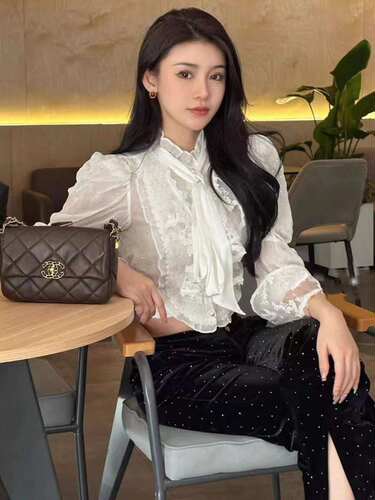 张韶涵同款 法式宫廷风白色百搭泡泡袖短款衬衫上衣GFC2312249 - 图0