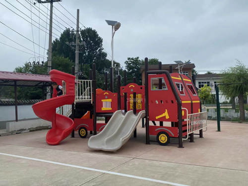 大型户外消防车滑梯PE板组合儿童不锈钢滑滑梯幼儿园公园游乐设施 - 图1