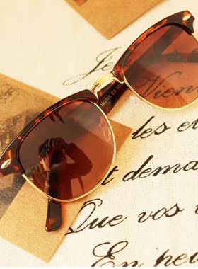 墨镜复古风半框黑色女士太阳眼镜