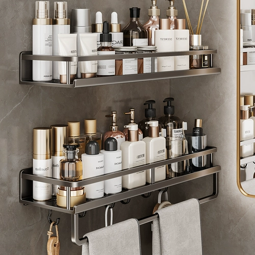 Ванная комната для ванной комнаты не содержит ударов на стене -туалет туалет туалет туалет ванной