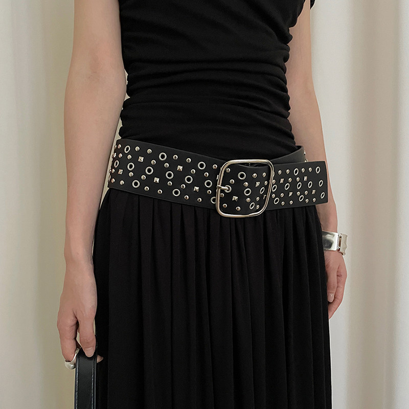 朋克风铆钉宽腰带女重工设计感个性腰封装饰连衣裙子配饰收腰皮带,淘宝优惠券,粉丝福利购,淘宝优惠卷