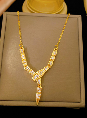 铜镀真金吊坠新款轻奢微镶锆石蛇形项链气质时尚欧美风跨境爆款