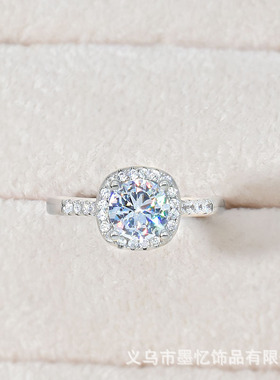 跨境爆款经典莫桑石戒指女镶嵌钻方糖钻戒欧美时尚超闪锆石送