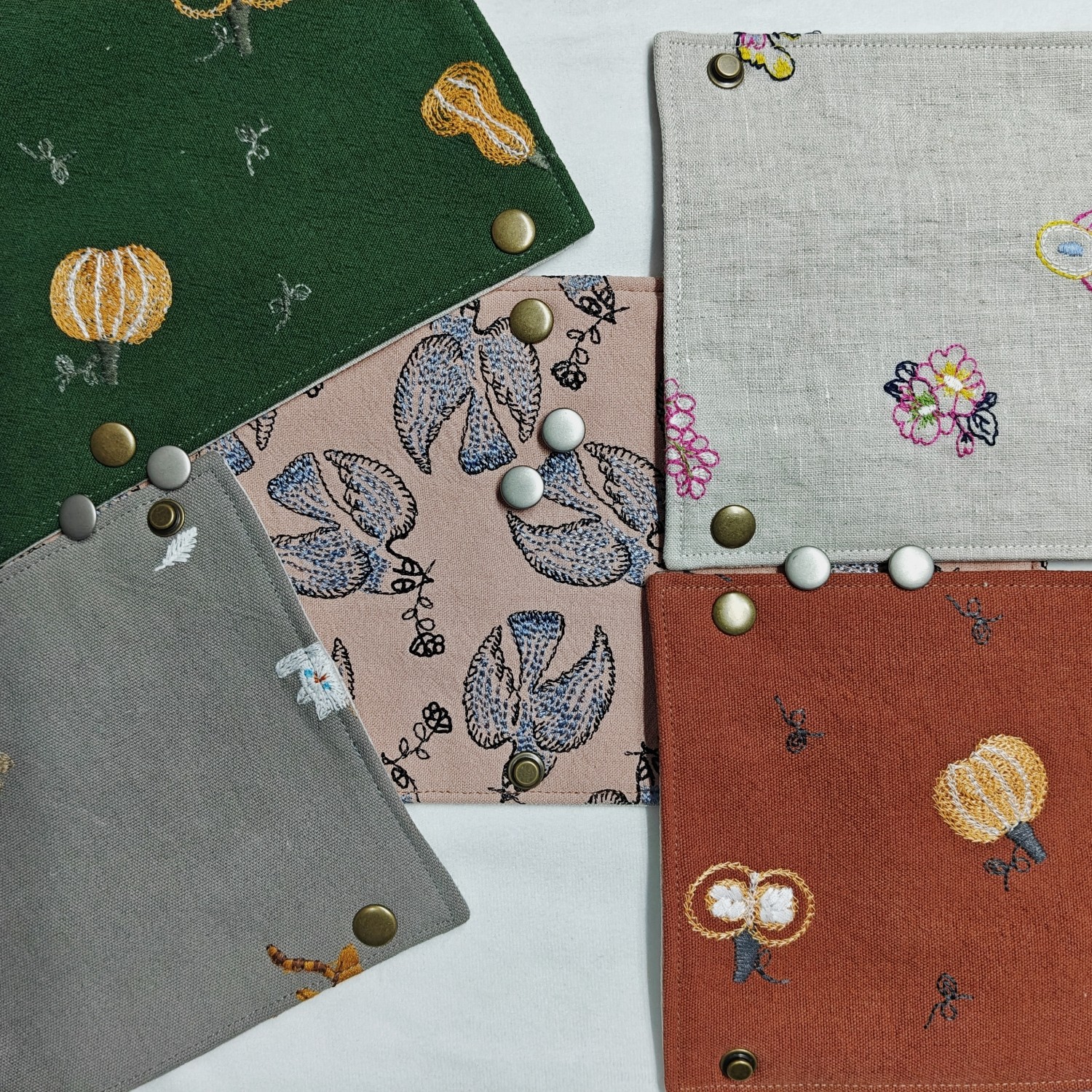 皆川明刺绣古铜扣汽车安全带套护肩套肩带套防勒脖防磨衣服装饰,淘宝优惠券,粉丝福利购,淘宝优惠卷