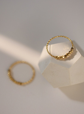 JZ069 鲸雨饰品 冰块批花戒指六边形小方块精致小巧款 钛钢保色