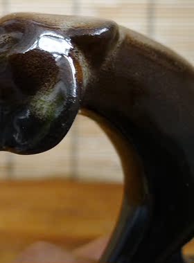 动物豹子抽象摆件