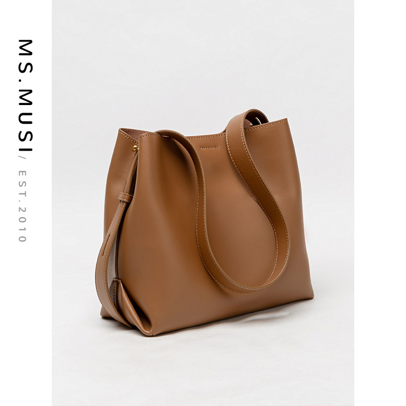 暮思小姐女2021秋冬款高级水桶包 暮思小姐箱包女士包袋