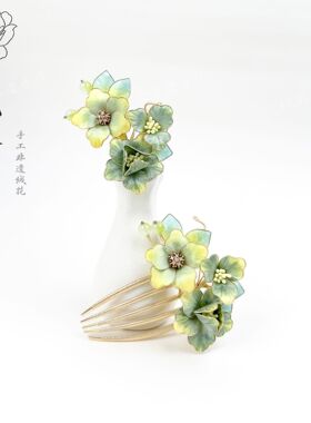 非遗手作绒花发夹新中式旗袍搭配春绿色温柔灵动流苏发梳日常头饰