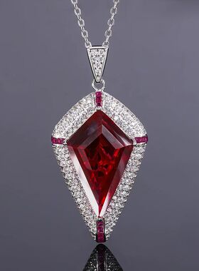 Luxury Red Green Gemstone Pendants Necklace  Inspired Design