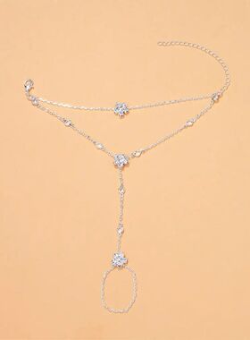 Creaive Zircon Flower Bracele for Women Dainy Hand Chain Adj