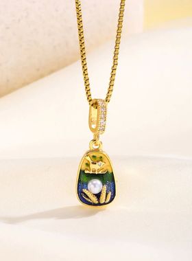 Flower Pendant Necklaces, Stainless Steel Gold Color Layered