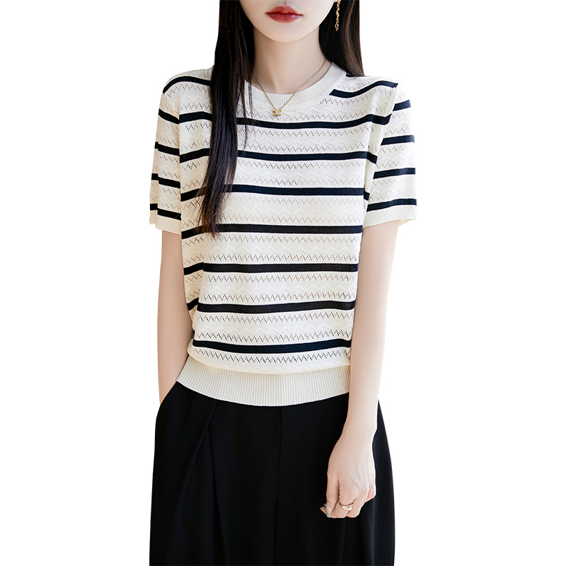 圆领冰丝条纹短袖t恤女夏新款宽松显瘦薄款镂空针织上衣洋气小衫 - 图3