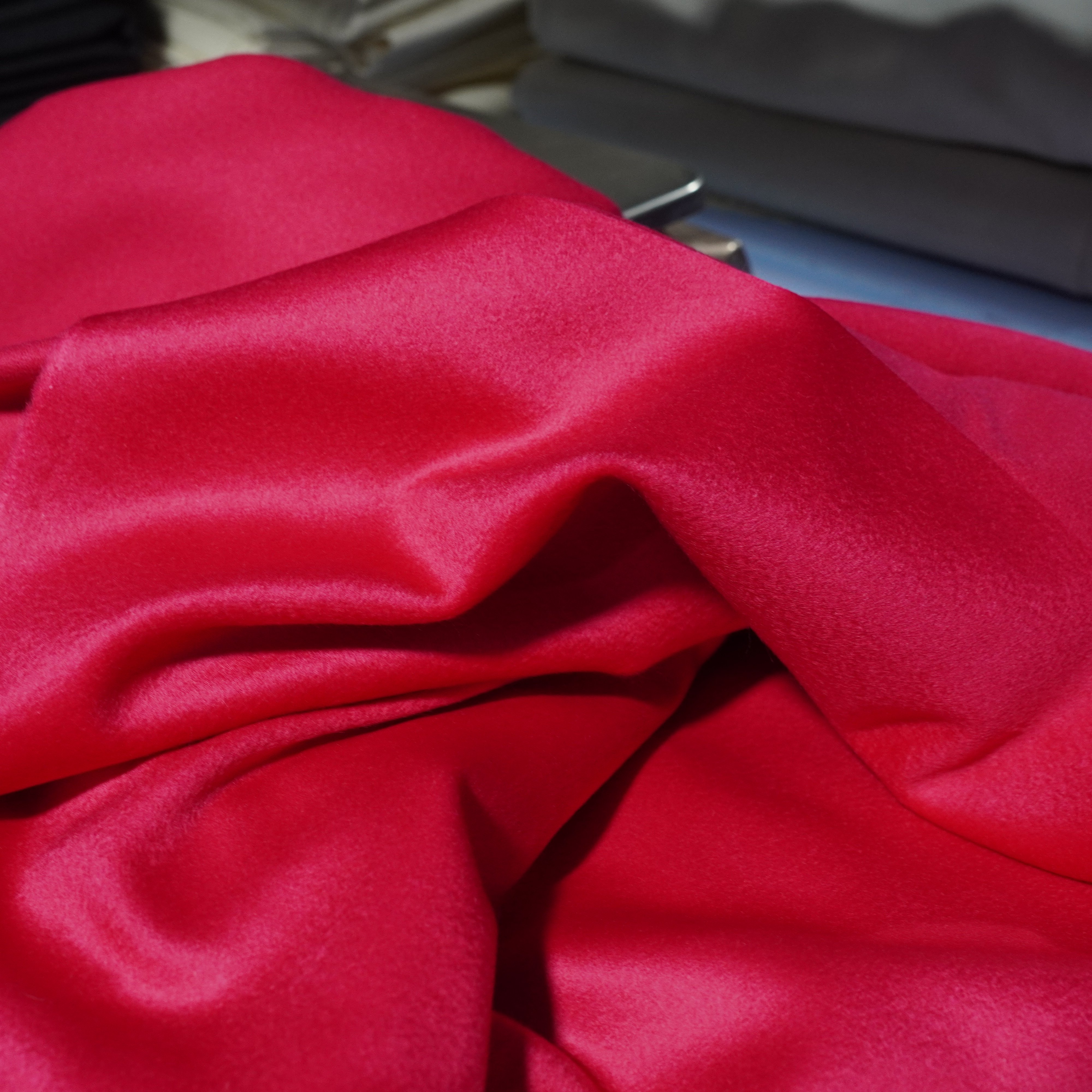 115号松叶牡丹红精仿单面 自然水波纹 50%羊绒50羊毛% 540g/3m,淘宝优惠券,粉丝福利购,淘宝优惠卷