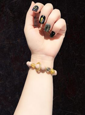 10m皮粉色珠光粉瓷配琉璃手串手链