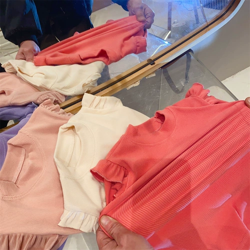 HHKIDS Girl Xiaofei рукава ямы, высокие бомбы Высокие бомбы -все -матч зарубежная рубашка T -Fork 2022 Зимняя одежда GCT332