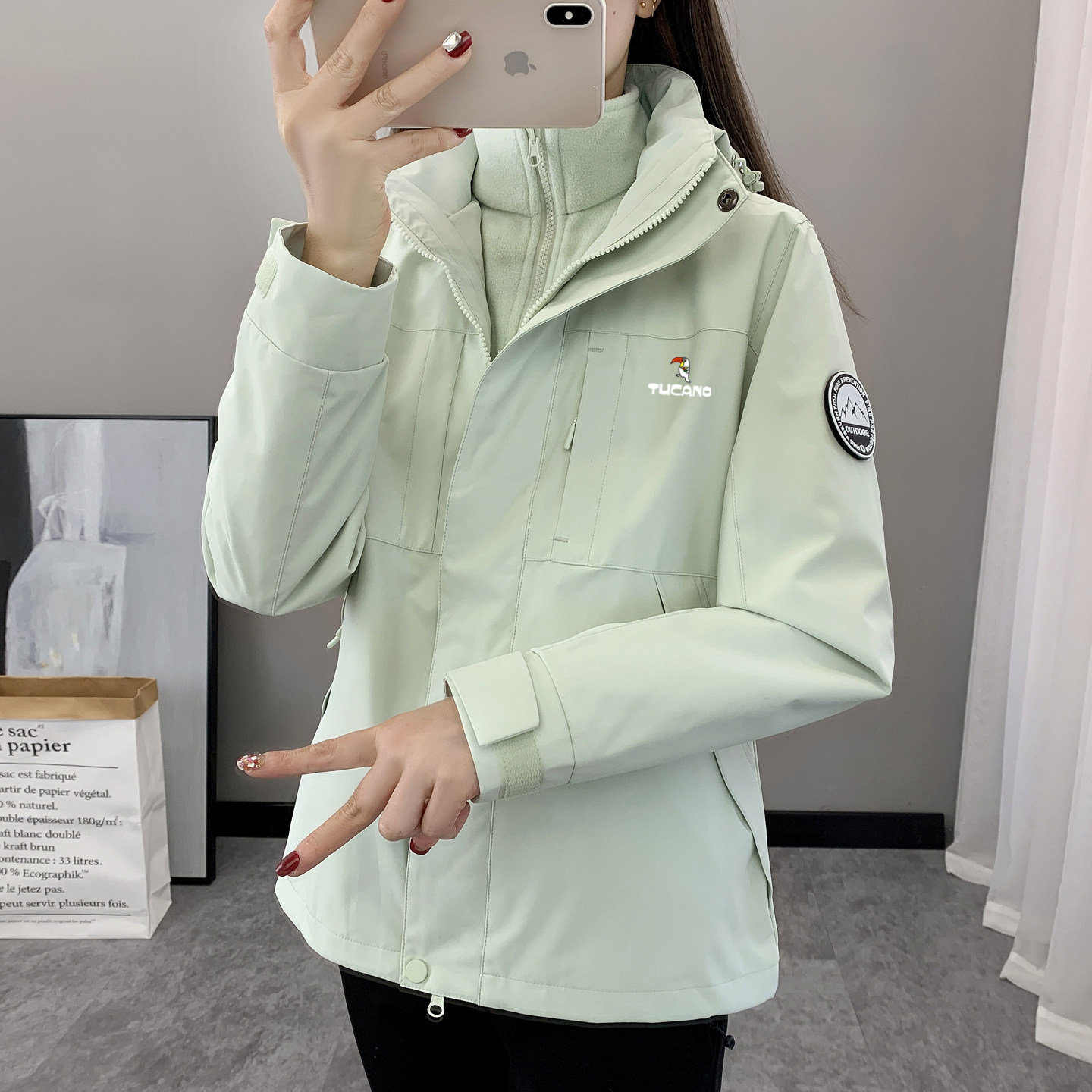 啄木鸟户外冲锋衣女三合一可拆卸防风防水加厚滑雪登山服夹克外套