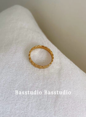 Basstudio 简约气质鱼鳞钛钢戒指女小众设计钛钢镀18k金网红同款