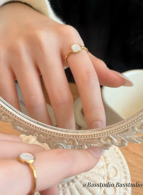 Basstudio法式复古天然白贝母戒指女不掉色轻奢高级感简约钛钢潮