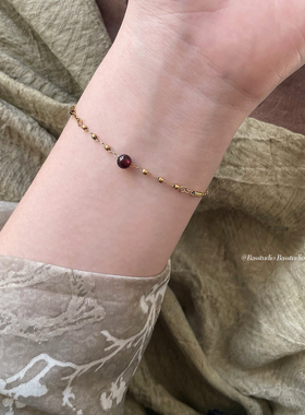 Basstudio 石榴石手链简约天然石首饰单珠圆珠酒红色钛钢镀18K金