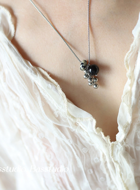 Basstudio 小众博主同款葡萄串流苏圆球黑玛瑙平安扣毛衣链钛钢