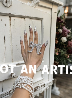 实拍2025新款海外设计师手工蝴蝶结满钻立体戒指新娘夸张首饰百搭