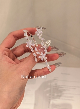 名媛风多功能装饰戒指宴会轻奢水钻个性指环花卉缠绕开口戒女配饰