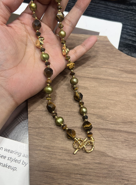 秋冬新款复古虎眼石混彩珍珠项链轻奢小众洋气毛衣链百搭锁骨链潮