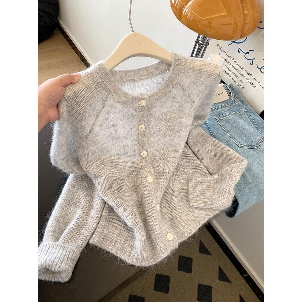 CHAO级推荐！高级感灰色立体花朵羊绒毛衣女2025年秋季针织衫外套,淘宝优惠券,粉丝福利购,淘宝优惠卷
