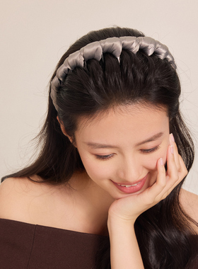 奇美拉高颅顶蓬松发箍女