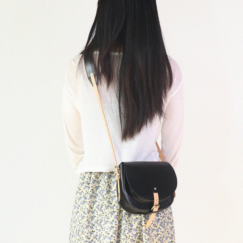 匠线 植鞣牛皮马鞍包 复古质感半圆女包宽肩带单肩斜挎真皮腋下包,淘宝优惠券,粉丝福利购,淘宝优惠卷