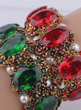 韩国复古个性时尚款祖母绿配宝石