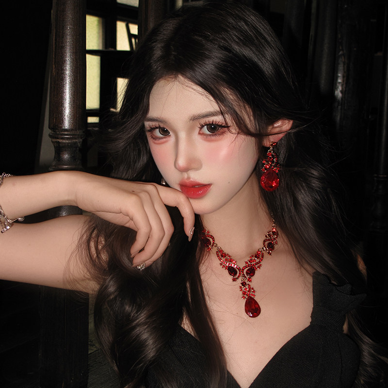 欧美重工红色满钻花纹水滴项链耳环套装女夸张设计感精致锁骨链,淘宝优惠券,粉丝福利购,淘宝优惠卷