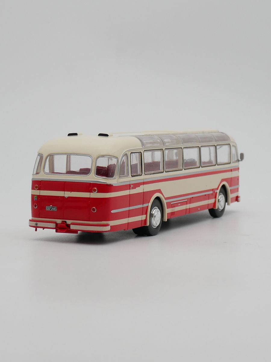 ixo 1:43 BUSSING U9 5000 TU 1951德国大客车布辛巴士汽车模型 - 图2