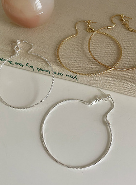 极简风金属手镯女设计感小众个性简约百搭气质时尚手链手饰冷淡风