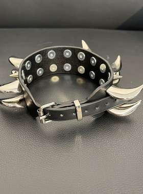 付新博女装金属剑齿尖头铆钉项圈设计感小众时尚领部装饰00711