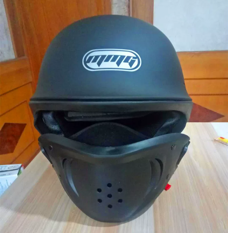 Helmet, универсальная съемная электрическая машина