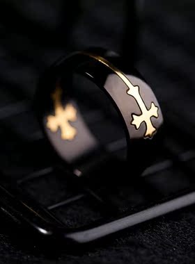 钛钢十字架黑色戒指