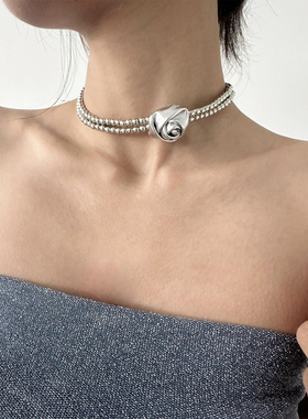 浪漫银色花朵choker项链