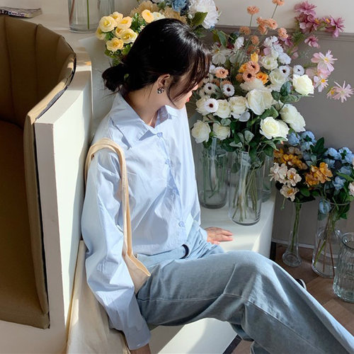 日系学生淡蓝色衬衫女小清新学生宽松外搭初秋清爽长袖天蓝色衬衣 - 图3