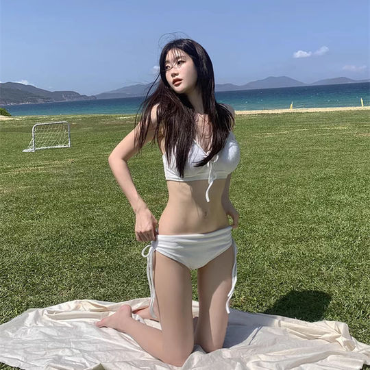 2025新款爆款泳衣女高级感多巴胺纯色比基尼绑带性感显白海边度假