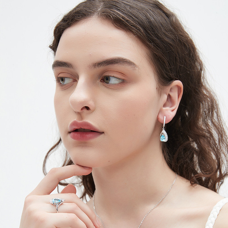 圣玛利亚海蓝宝耳钉满钻轻著高级感原创设计新款,淘宝优惠券,粉丝福利购,淘宝优惠卷