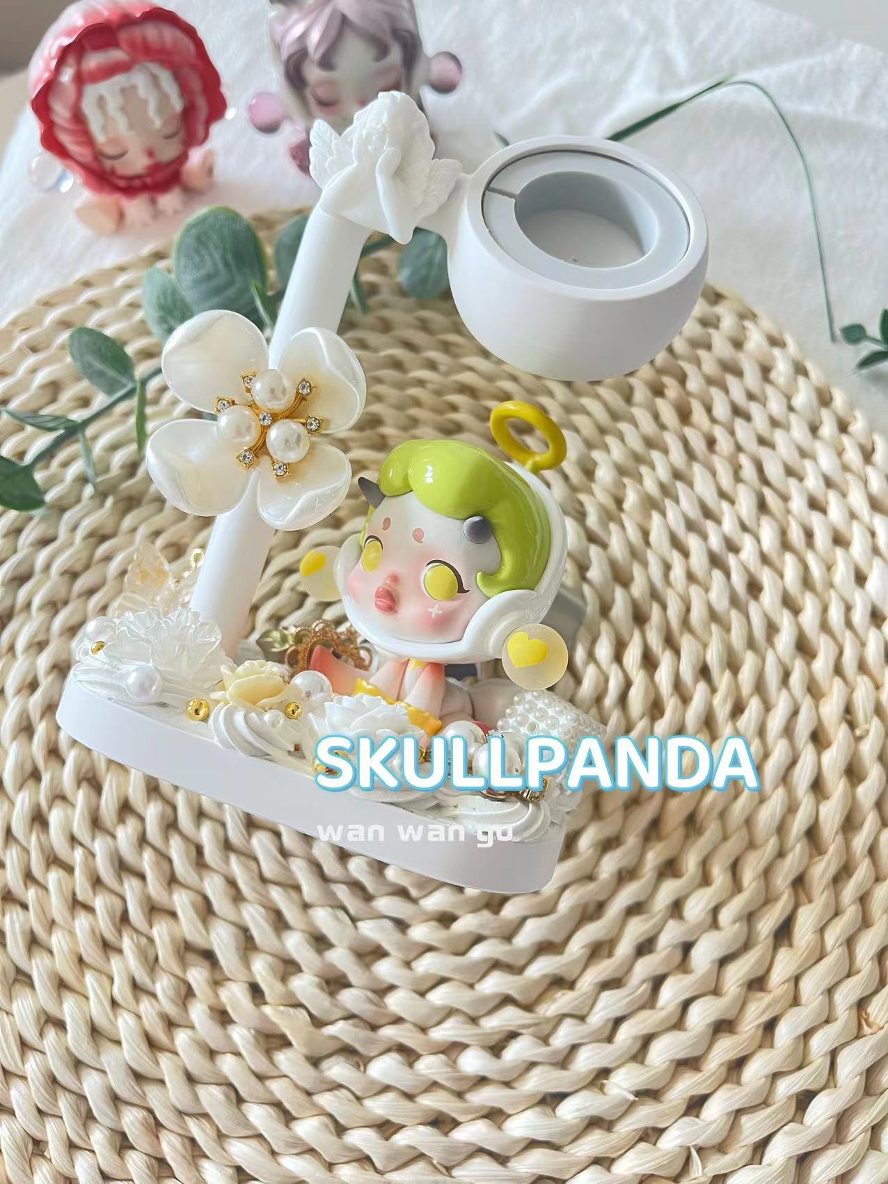 泡泡玛特Skullpanda奶油胶DIY耳机套手机手表支架适用苹果华为 - 图0