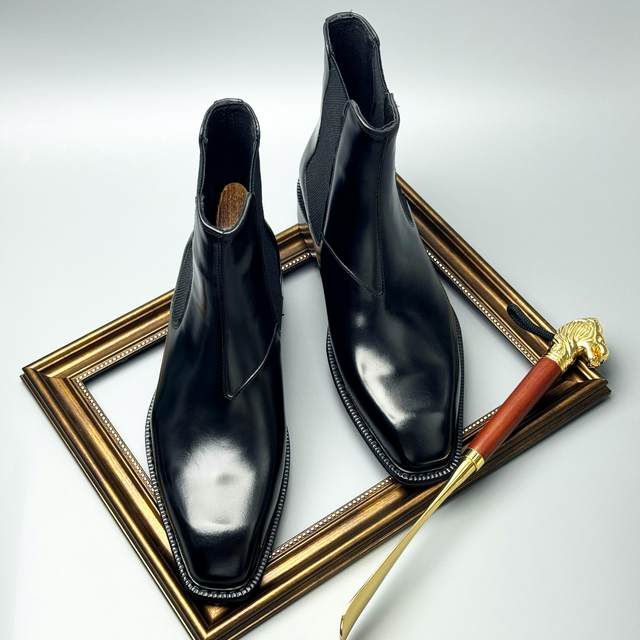 Swisscardin Chelsea boots toe layer pigskin British