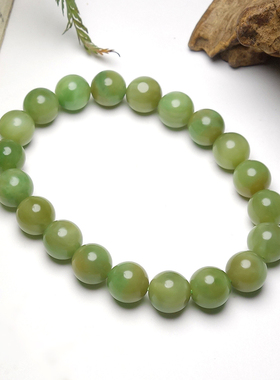 新疆且末黑羊洞和田玉圆珠手串