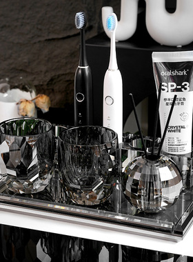 高档装饰品烟灰色水晶洗漱套装