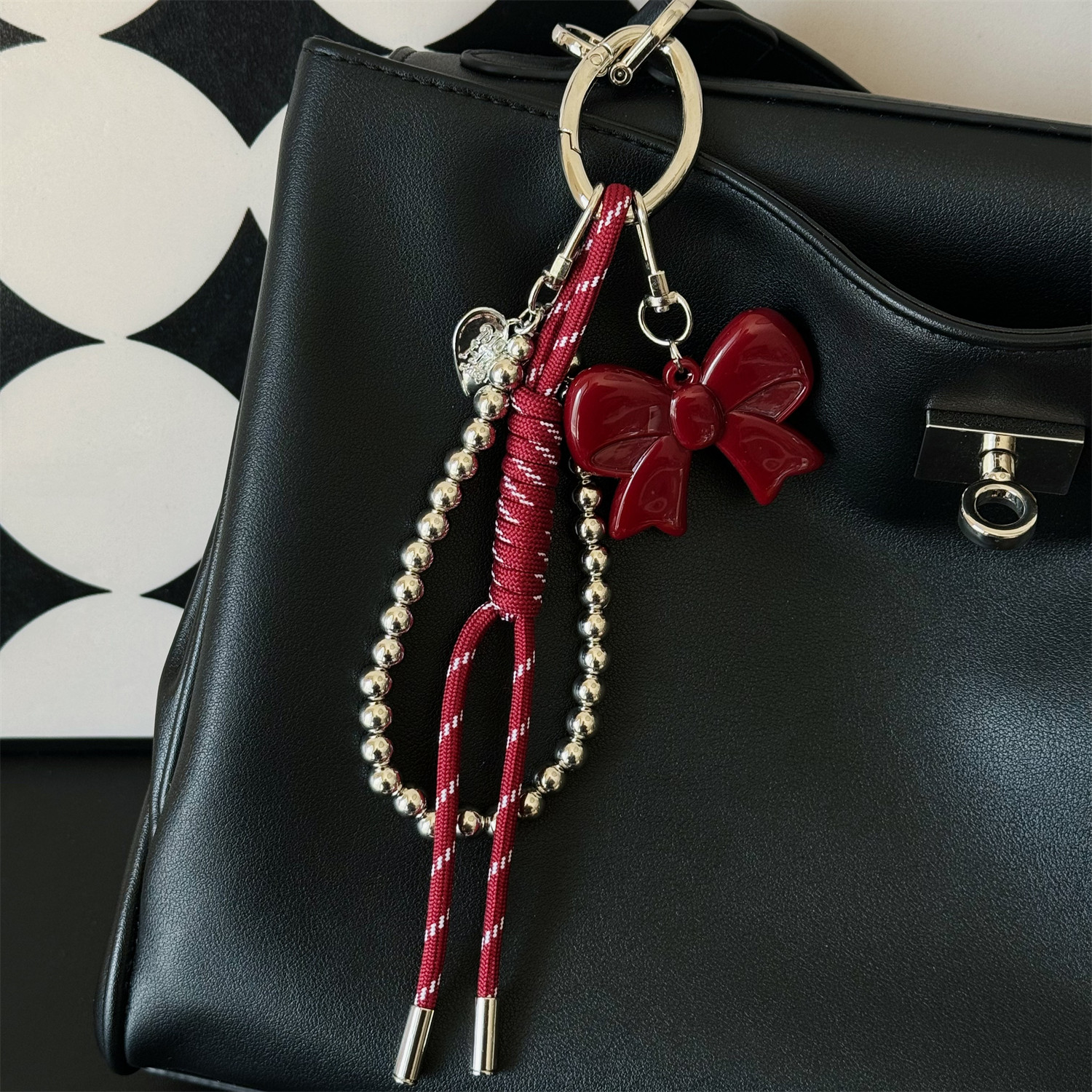 miu系安可拉红新年红蝴蝶结银色包包挂件汽车钥匙扣挂件高级感,淘宝优惠券,粉丝福利购,淘宝优惠卷