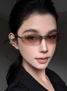 弗瑞姆复刻Y2K甜酷辣妹太阳镜