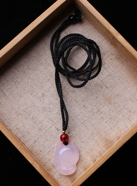 天然粉玛瑙吊坠狐狸项坠男女桃花运挂件狐仙项链饰品