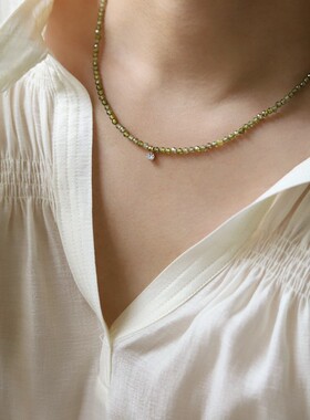 迷幻森林系列 复古精致橄榄绿 显白超闪切面锆石钛钢项链锁骨链